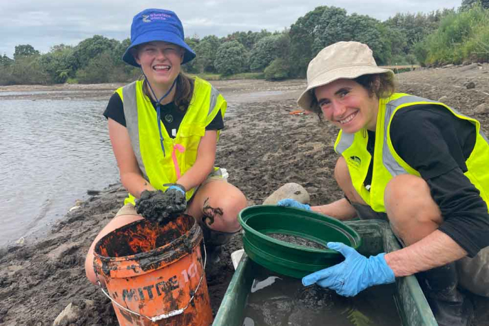 Blake interns Anna and Elenor surveying substrate from Lake Rotomanu 