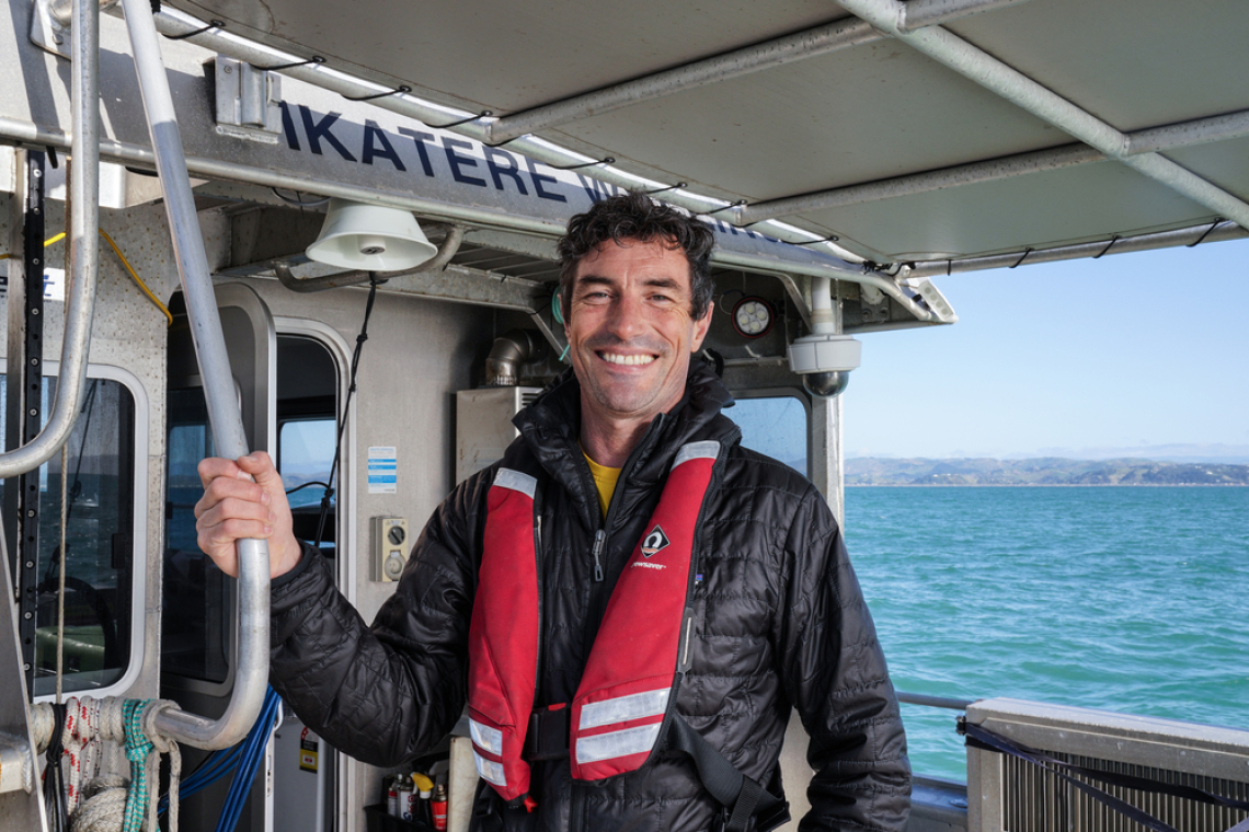 Joshu Mountjoy on RV Ikatere