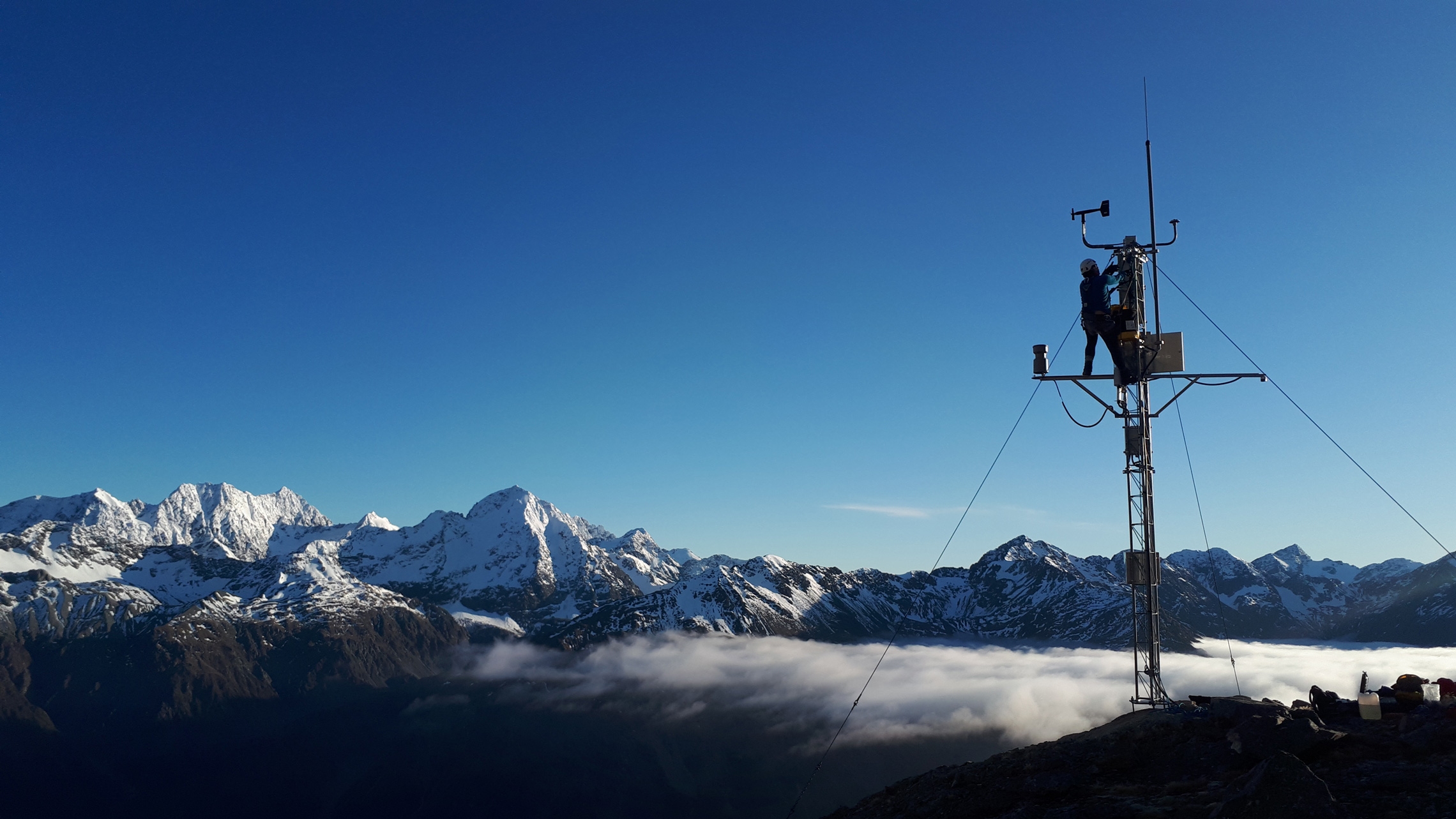 Upper Rakaia remote Snow and Ice Automatic Weather Station